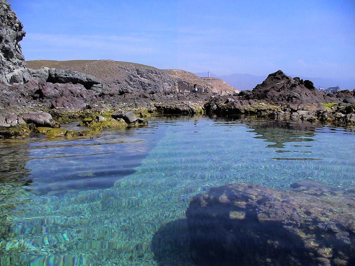 Agua amarga los muertos